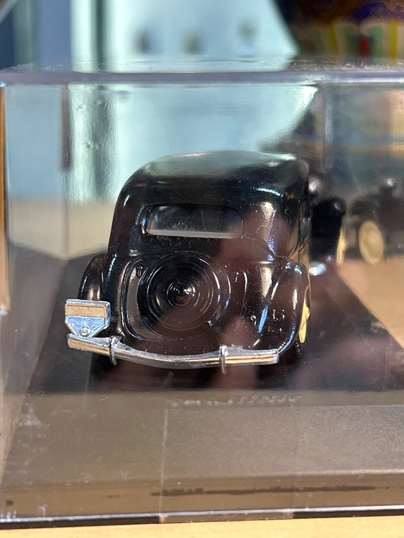 Citroën 15 Six Solido - 1/43 - Noir - 200g - Très bon état