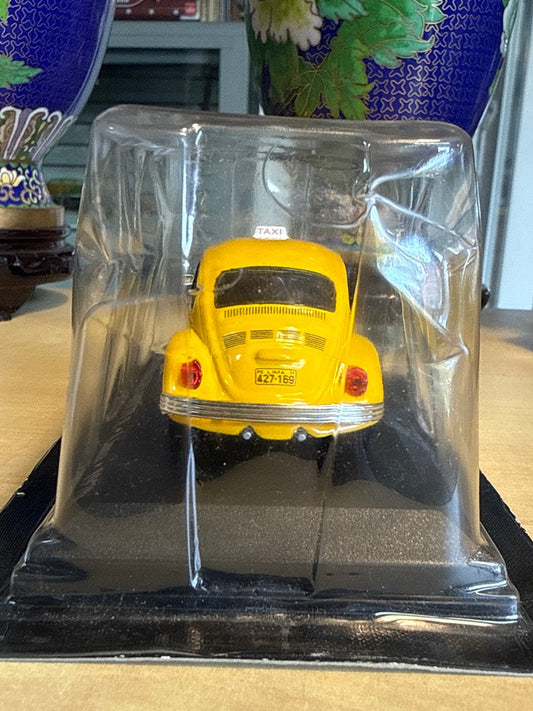 Voiture miniature – Vw Beetle Taxi – Jouet – Jaune blister