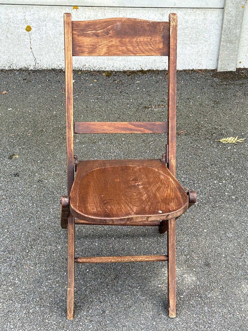 Chaise pliante – Vintage – Mobilier – Bois patiné
