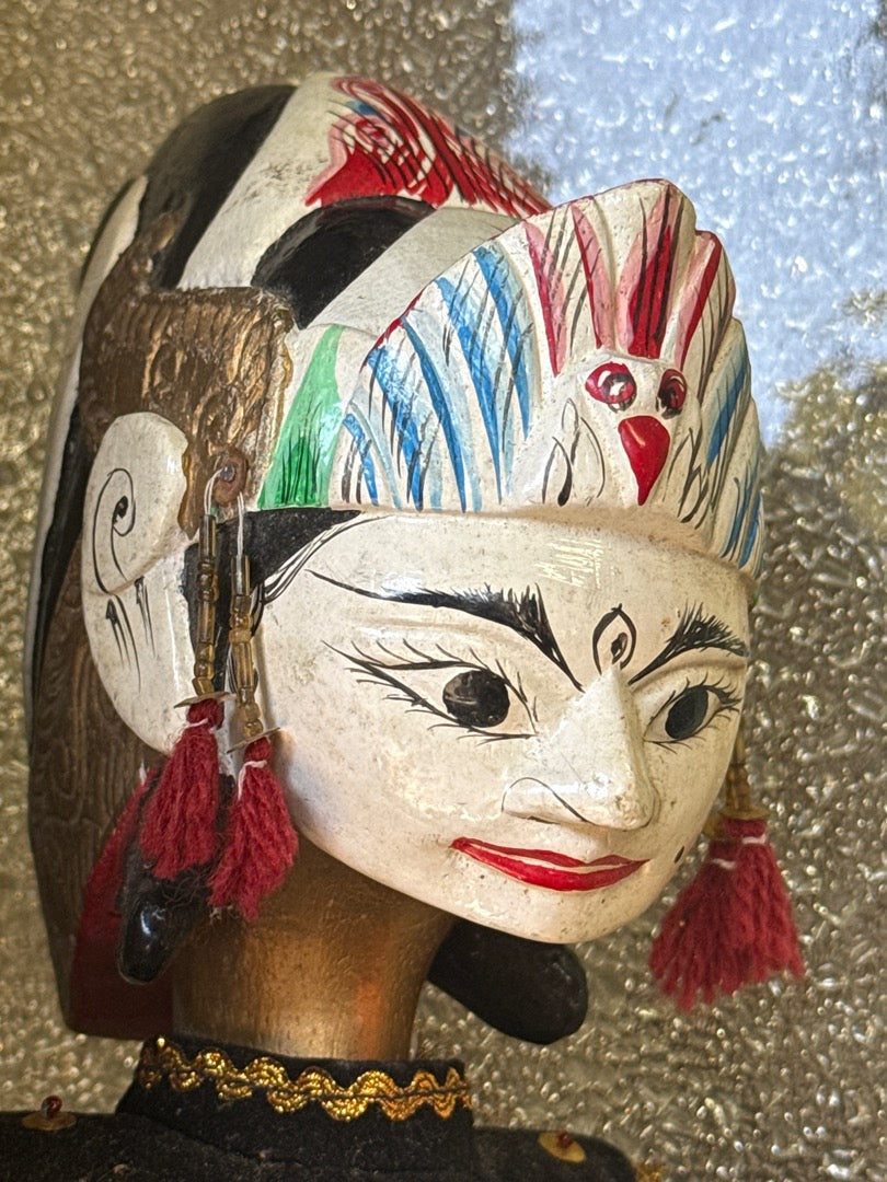 Marionnette Wayang Golek – Indonésie – Décoration – Bois Peint