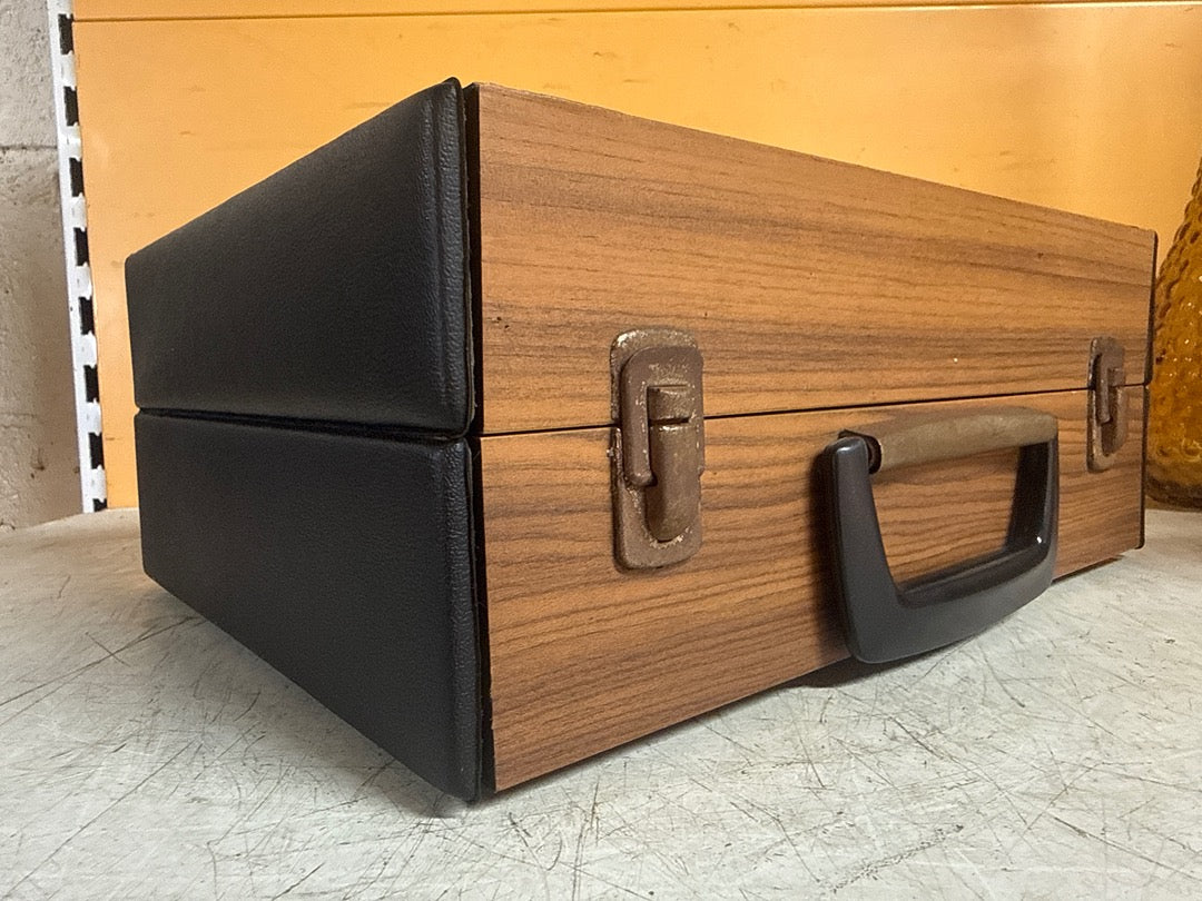 Tourne-disque – Pathé Marconi – Valise vintage bois