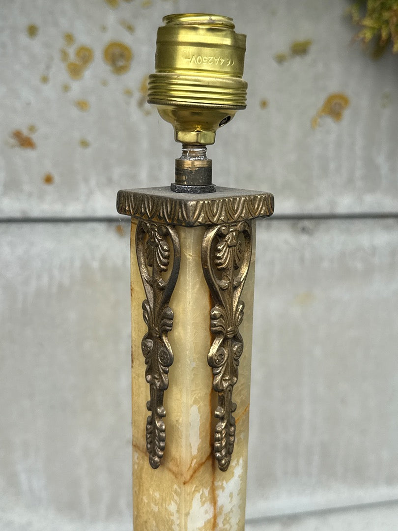 Lampadaire – Vintage – Maison – Doré En Onyx Et Métal
