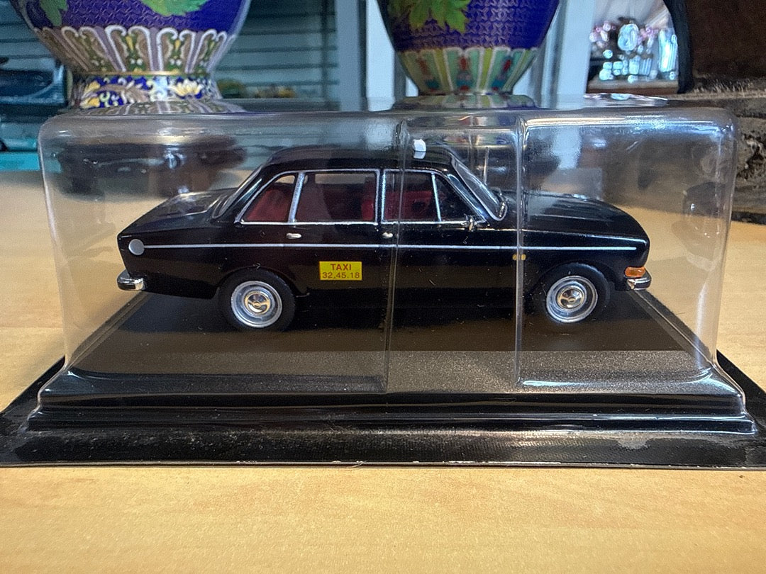 Voiture miniature – Volvo 144 – Modélisme – Taxi Copenhagen 1972 noir