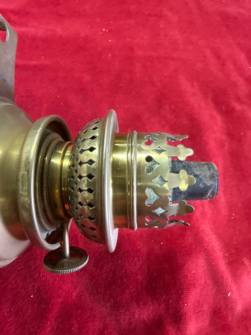 Lampe à pétrole – Kosmos – Bibelots – En laiton doré vintage