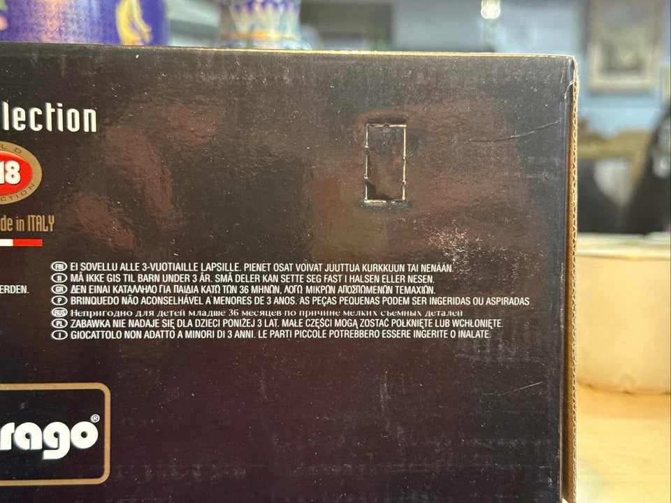 ferrari F40 1987 Cod. 3401 Gold Collection Burago 1/18