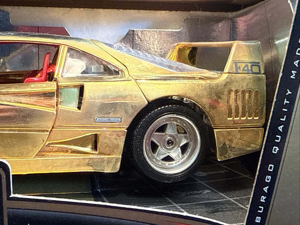 ferrari F40 1987 Cod. 3401 Gold Collection Burago 1/18