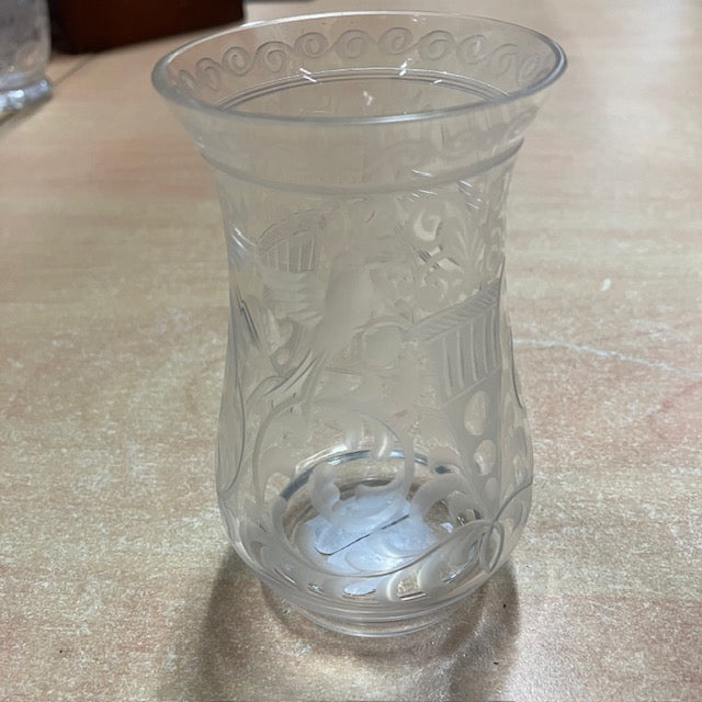 Ancien Petit Vase En Verre Gravé Décor Feuillage, Pot Et Oiseaux