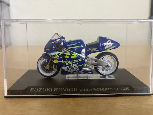 Moto Course Suzuki RGV500 Kenny Roberts Jr 2000