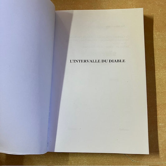 Livre L'Intervalle Du Diable, Par Jean Pellet