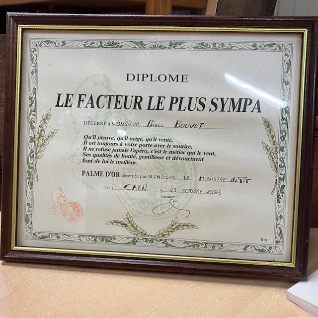 RY Cadre Diplôme, Le Facteur Le Plus Sympa