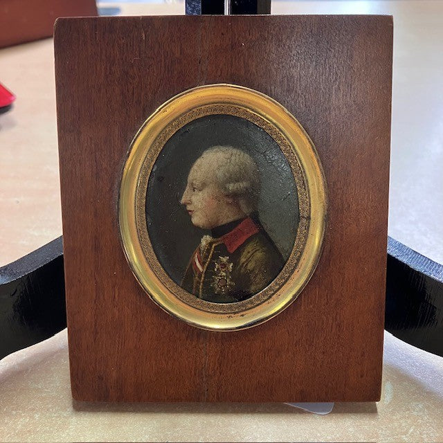 Peinture Portrait Miniature Homme Militaire Dans Médaillon Dorée