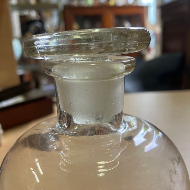 Ancienne Bouteille En Verre De Wisky, Apothicaire