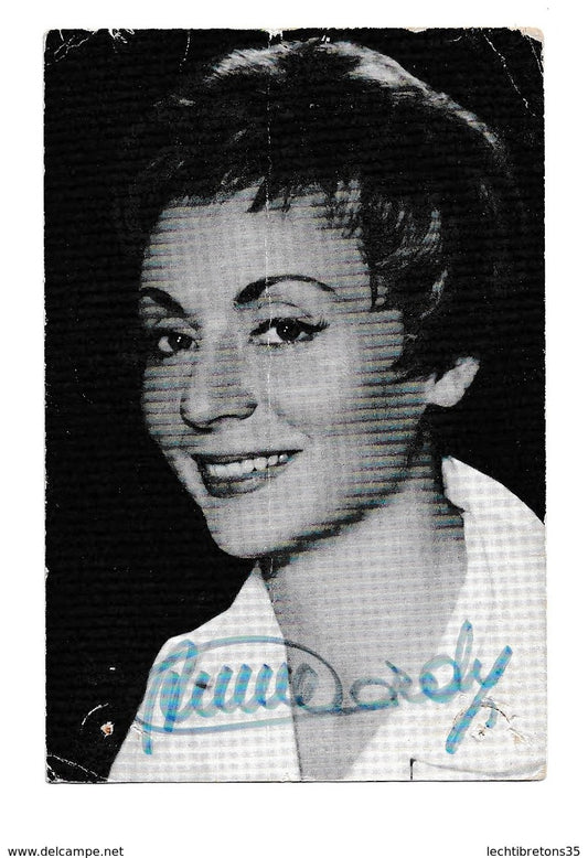 CPA PHOTO AUTOGRAPHE DÉDICACE annie CORDY COLUMBIA