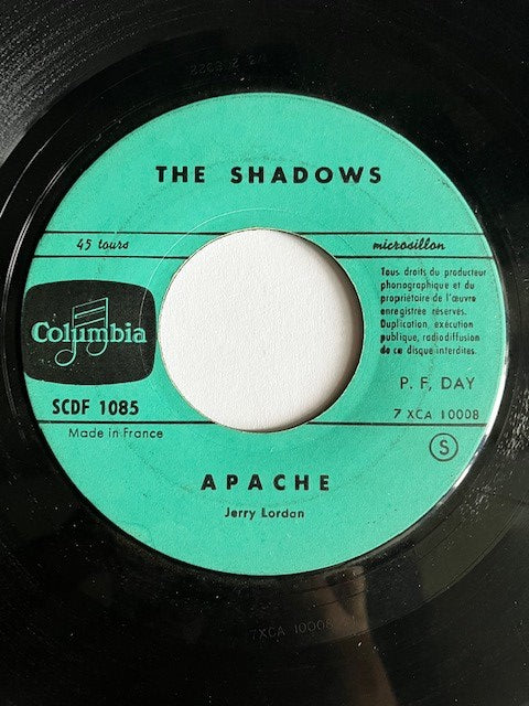 SP The Shadows - Apache - Quatermasster's Stores