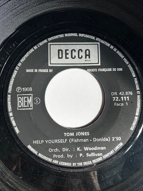 SP Tom Jones - Help Yourself - Day By Day