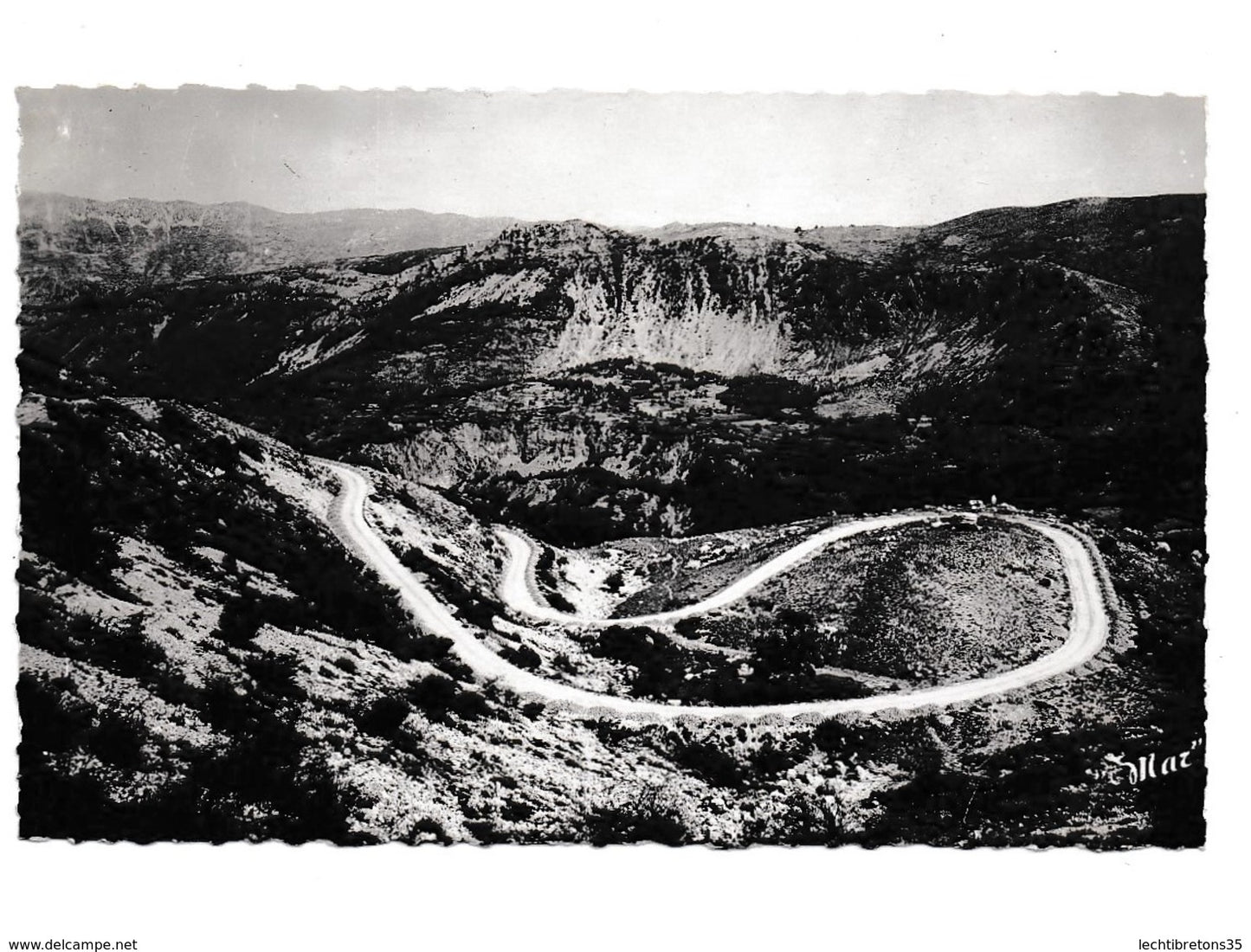 Carte postale - 1715 gourdon les lacets de la route collection VASSALO Restaurant Saut du loup