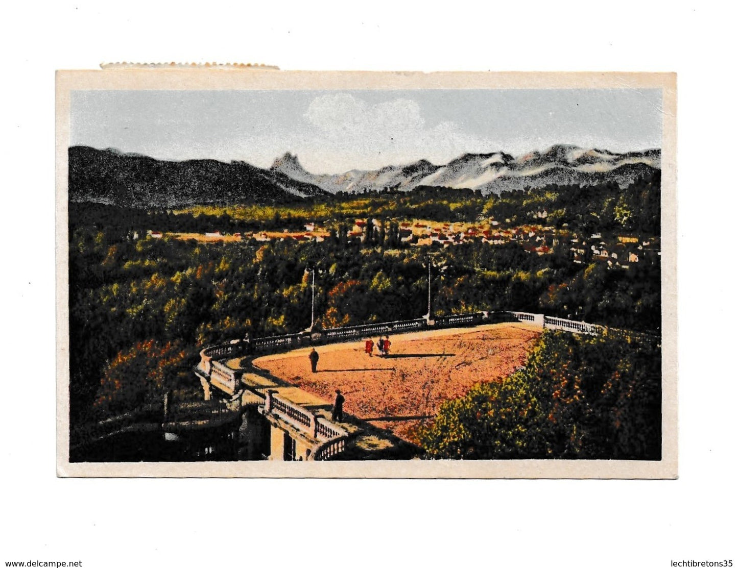 Carte postale -  Pau 140 l'esplanade et la chaîne des Pyrénées