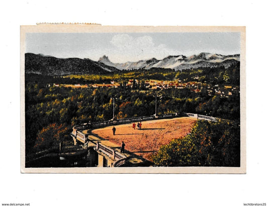 Carte postale -  Pau 140 l'esplanade et la chaîne des Pyrénées