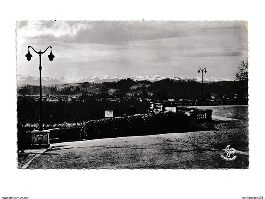 Carte postale - Pau 1105 le boulevard des Pyrénées et la chaine