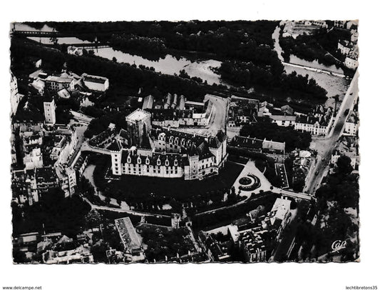 Carte postale - 189 Pau vue aérienne château robert durandaud