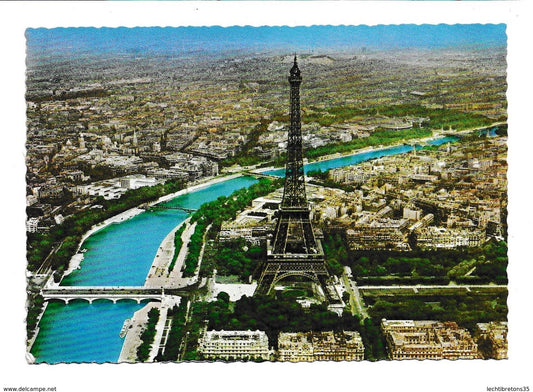 Carte postale - Paris 837 La Tour Eiffel