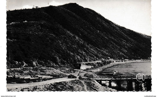 Carte postale - REVIN ARDENNES 308 LE MONT MALGRÉ TOUT