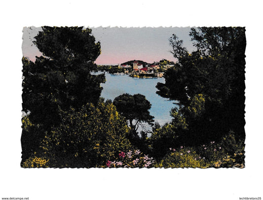 Carte postale - COTE D'AZUR VUE GÉNÉRAL CAP FERRAT SAINT JEAN CIM